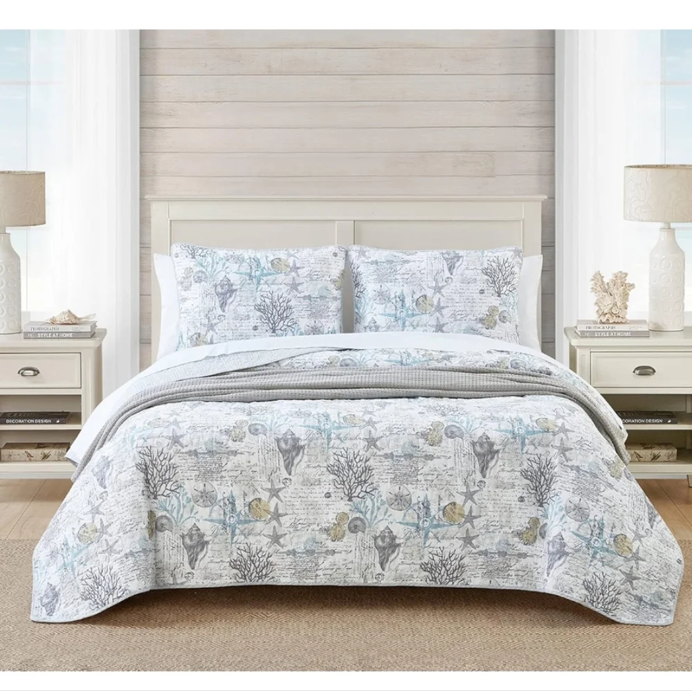 Tommy Bahama - Queen Quilt Set, Reversible Cotton Bedding with Matching Shams